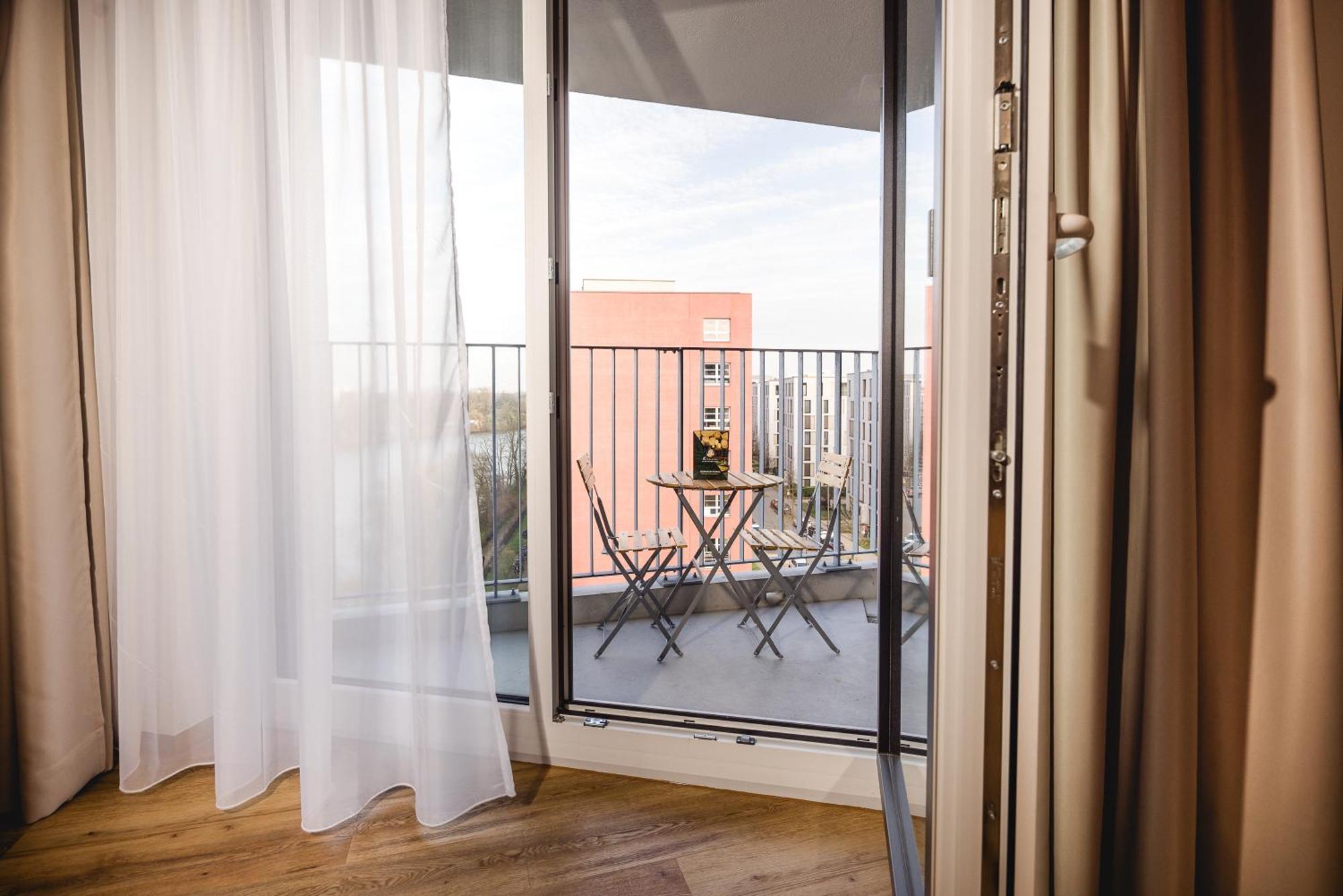 Rioca Hafeninsel Posto 8 Aparthotel Offenbach am Main Eksteriør bilde
